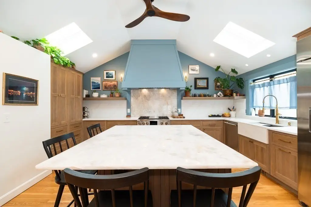 4 Ciaramitaro Ct, Gloucester, MA 01930 - #1