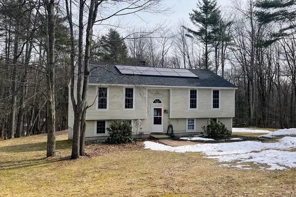 30 N Fitzwilliam Rd, Royalston, MA 01368