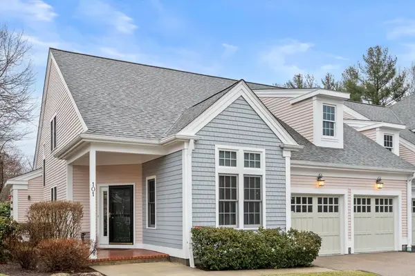 101 Godfrey Dr #101, Norton, MA 02766