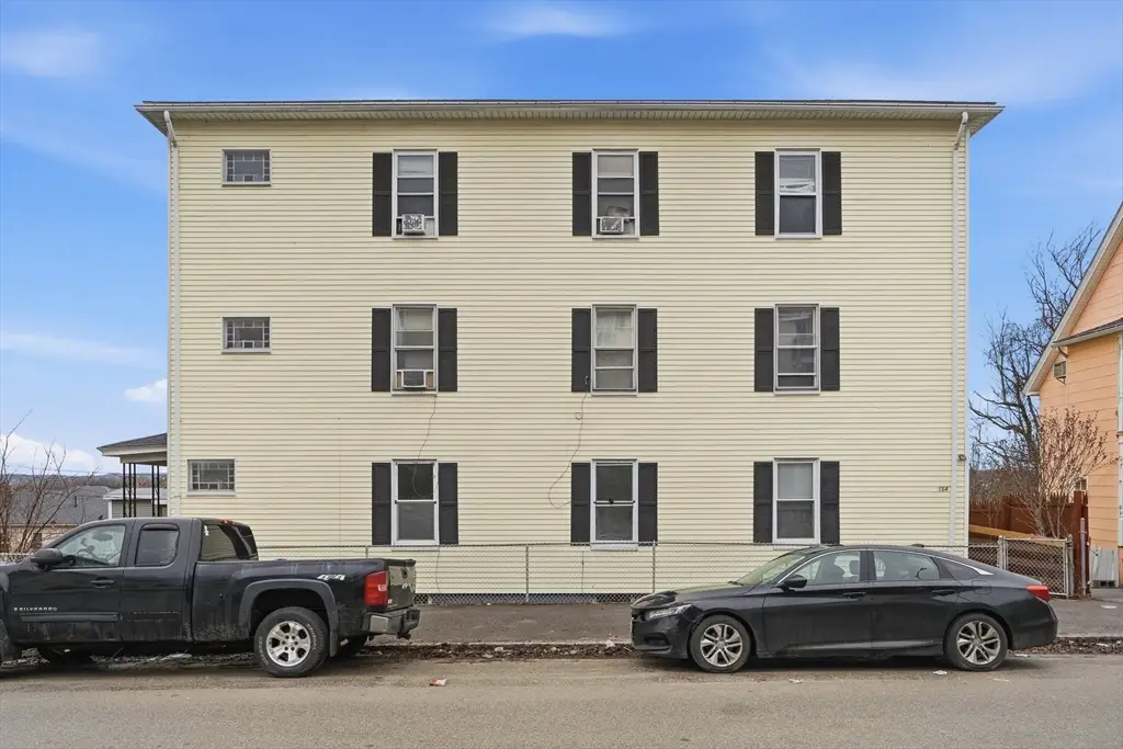 154 Perry Ave, Worcester, MA 01610 - #1