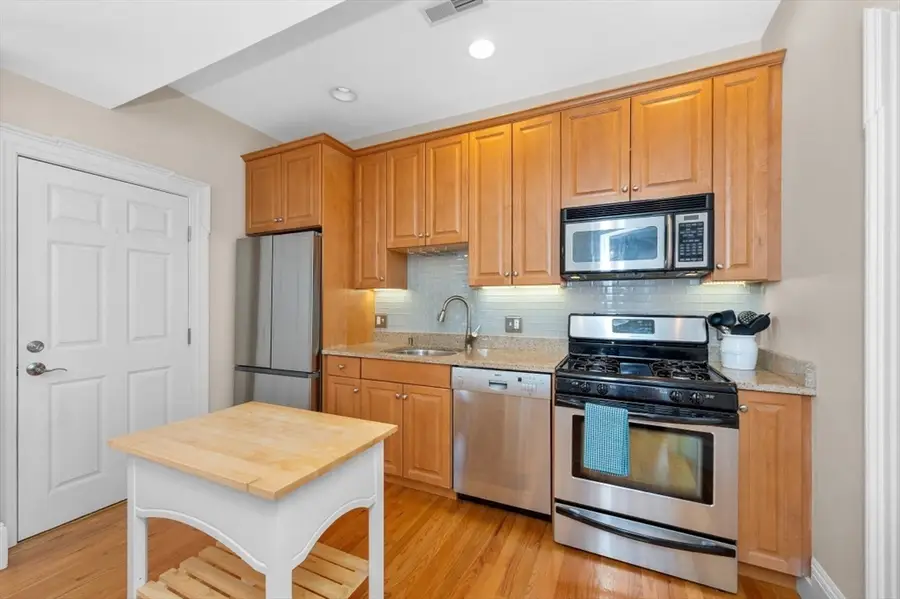 8 Parker Rd #5, Wakefield, MA 01880 - #2