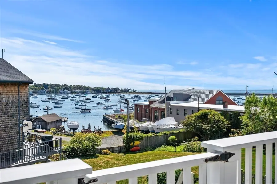 60 Gregory #3, Marblehead, MA 01945 - #3