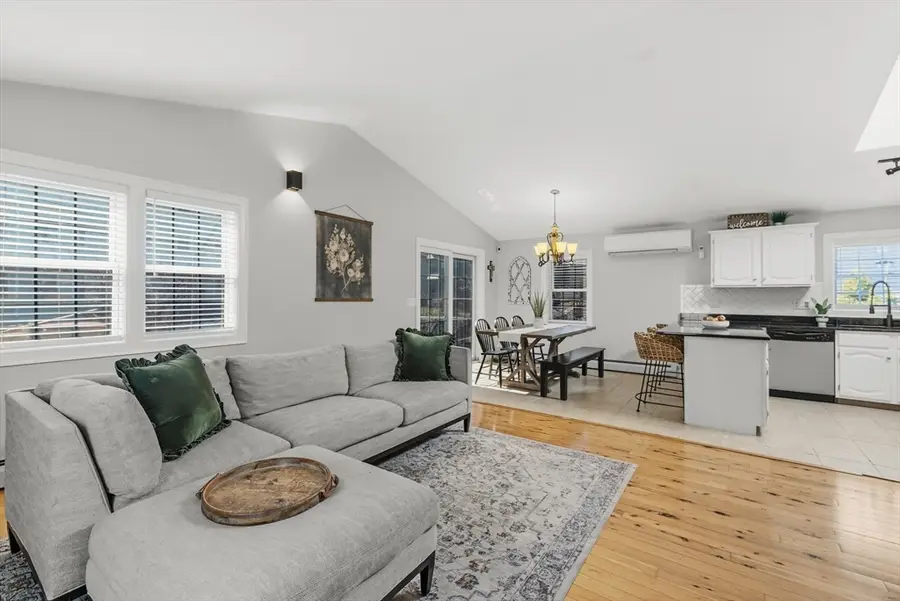 58 Bowler St, Fall River, MA 02723 - #2