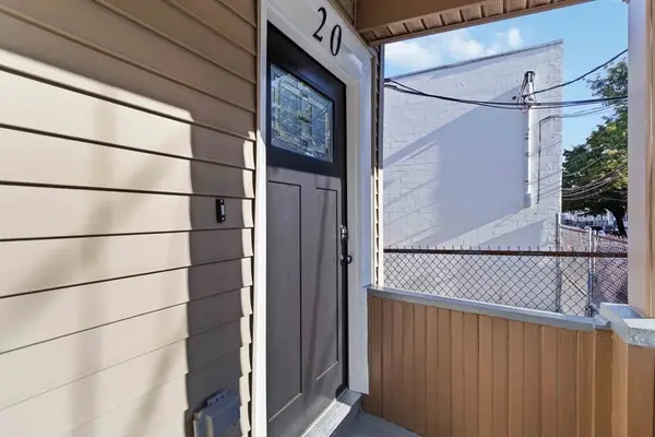 20 Alston #20, Somerville, MA 02143