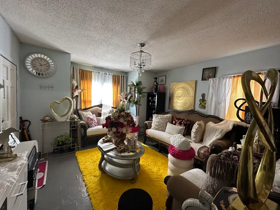 37 Jouvette St., New Bedford, MA 02744 - #3