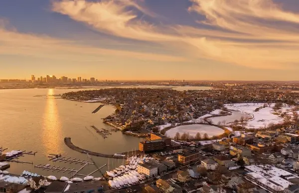 247 Washington #9, Winthrop, MA 02152