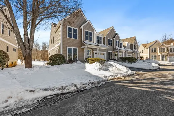 22 Barker Square Dr #22, Pembroke, MA 02359