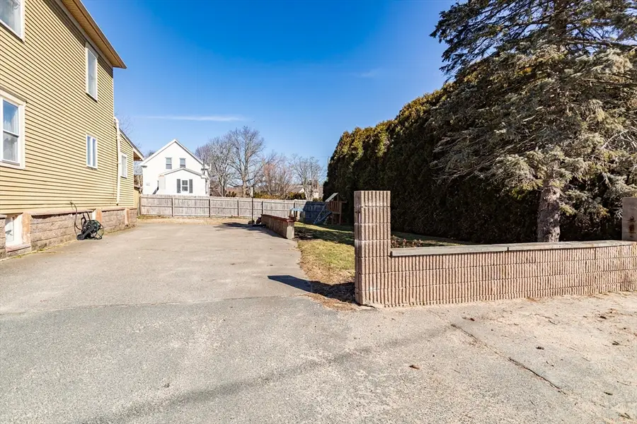 4 Page Street, Fairhaven, MA 02719 - #3