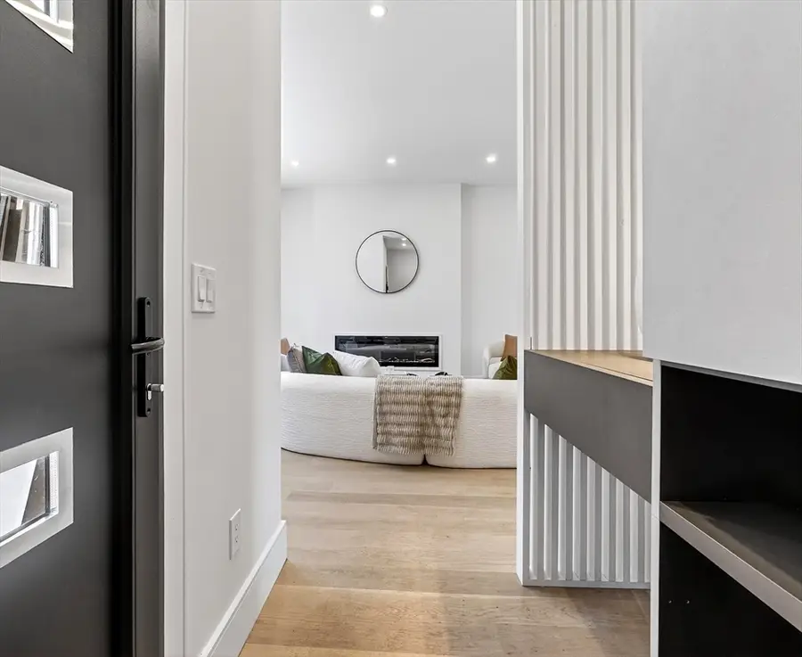 14 Pennsylvania Ave #1, Newton, MA 02461 - #3