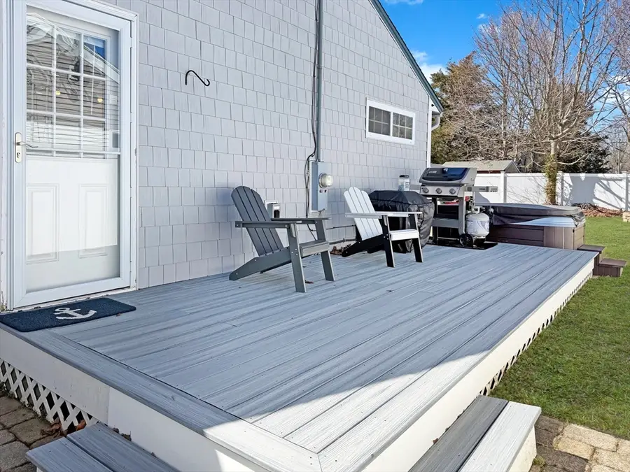 12 Mason St Ext, Wareham, MA 02532 - #3