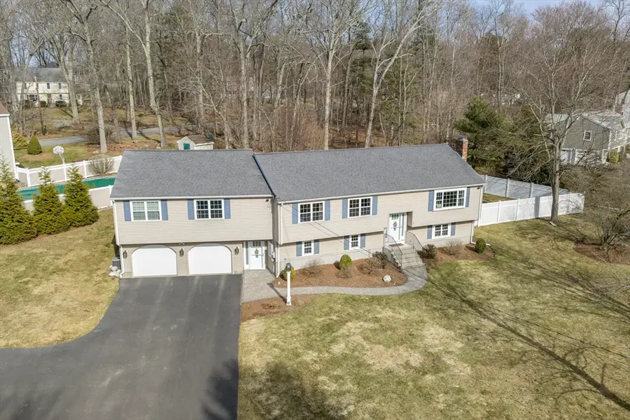 32 Ohlson Circle, Medway, MA 02053 - #2