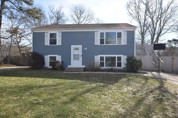 26 Ryder Rd, Harwich, MA 02645