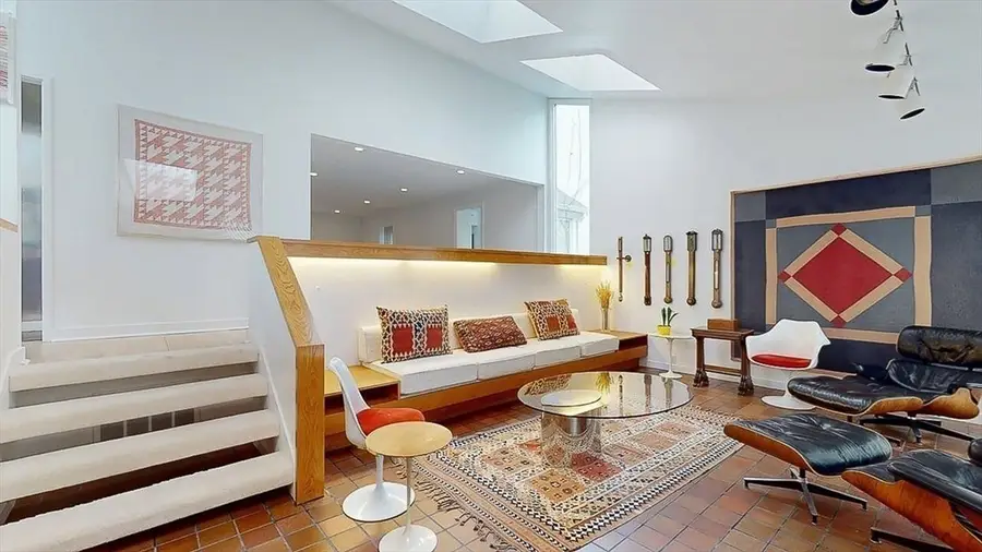 15 Dennison Rd, Worcester, MA 01609 - #3