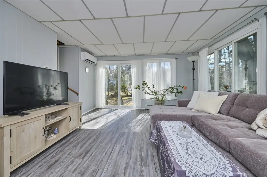 14 Woodside Terrace, Woburn, MA 01801 - #1