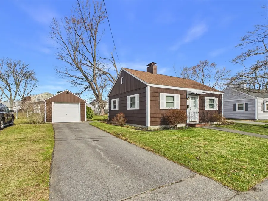 44 Belmont St, Taunton, MA 02780 - #2