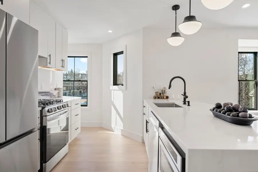 20 Whitney #7, Quincy, MA 02169 - #2