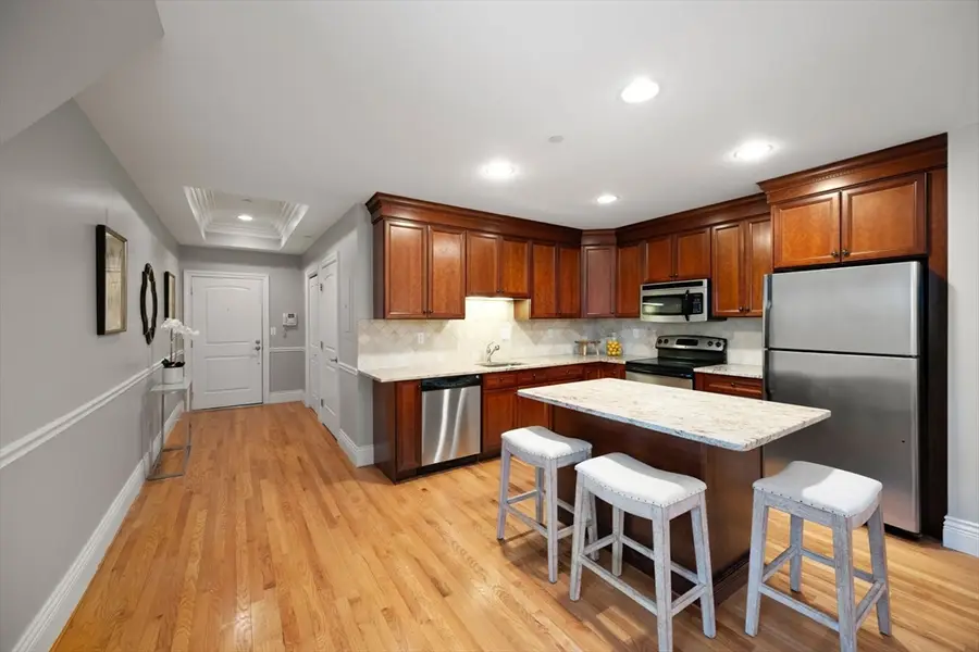 12 Russell Rd #404, Wellesley, MA 02482 - #2