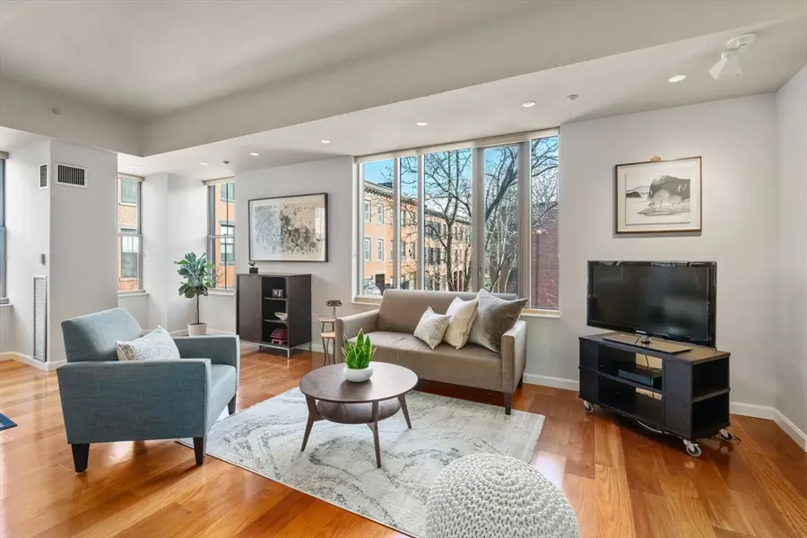 23 Bradford St #201, Boston, MA 02118 - #3