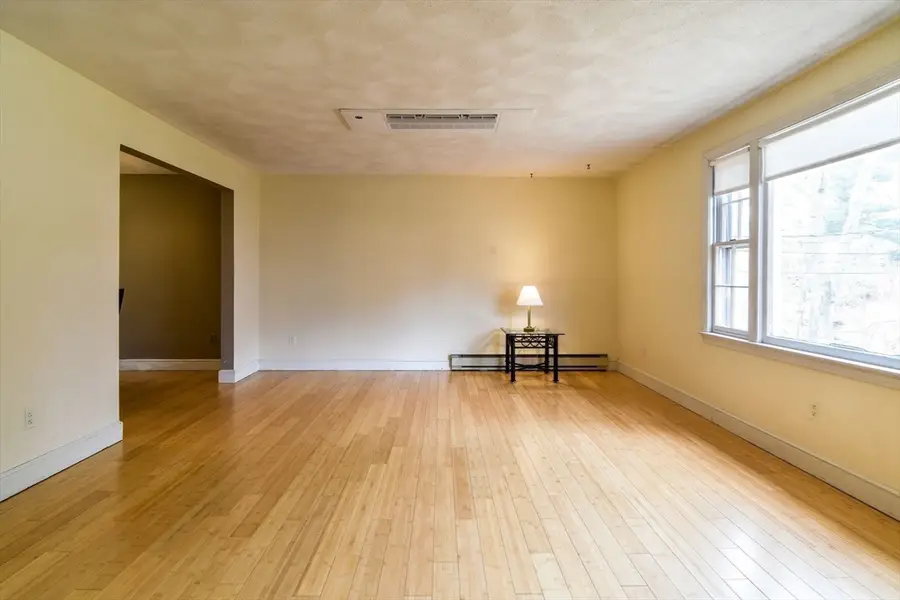 14 Travis Drive, Framingham, MA 01702 - #3