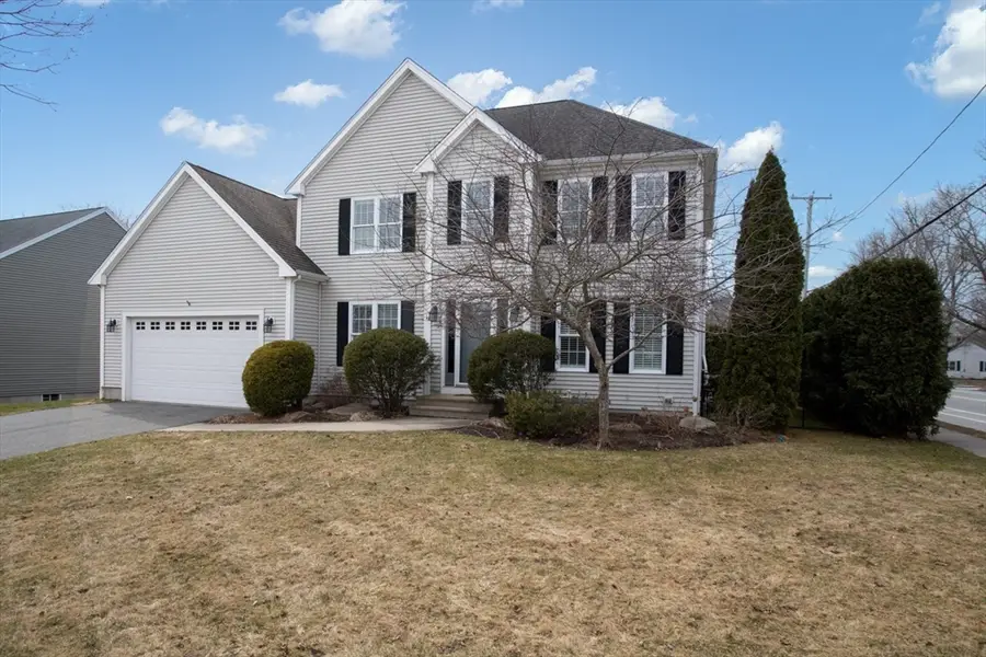 9 Apple Tree Ln, New Bedford, MA 02740 - #3