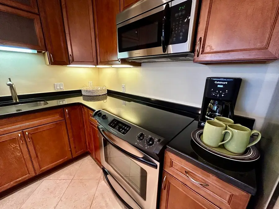 20 Whitman Rd #2-1, Waltham, MA 02453 - #2