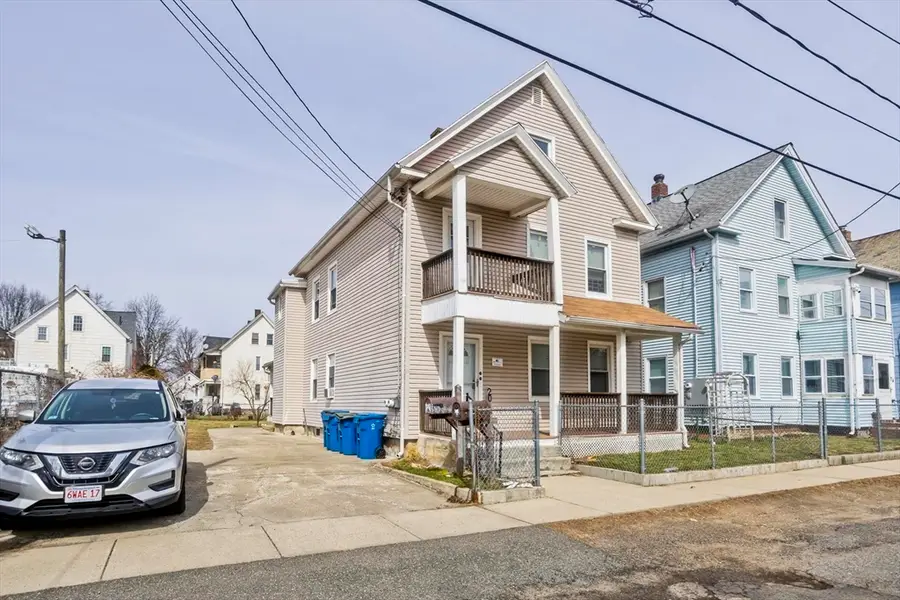 20 E School St, West Springfield, MA 01089 - #2