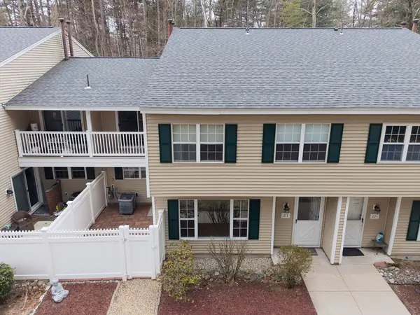 217 Edgebrook Dr #217, Boylston, MA 01505