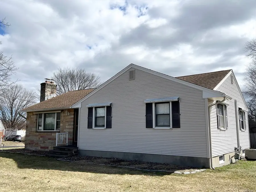 208 West St, Ludlow, MA 01056 - #2