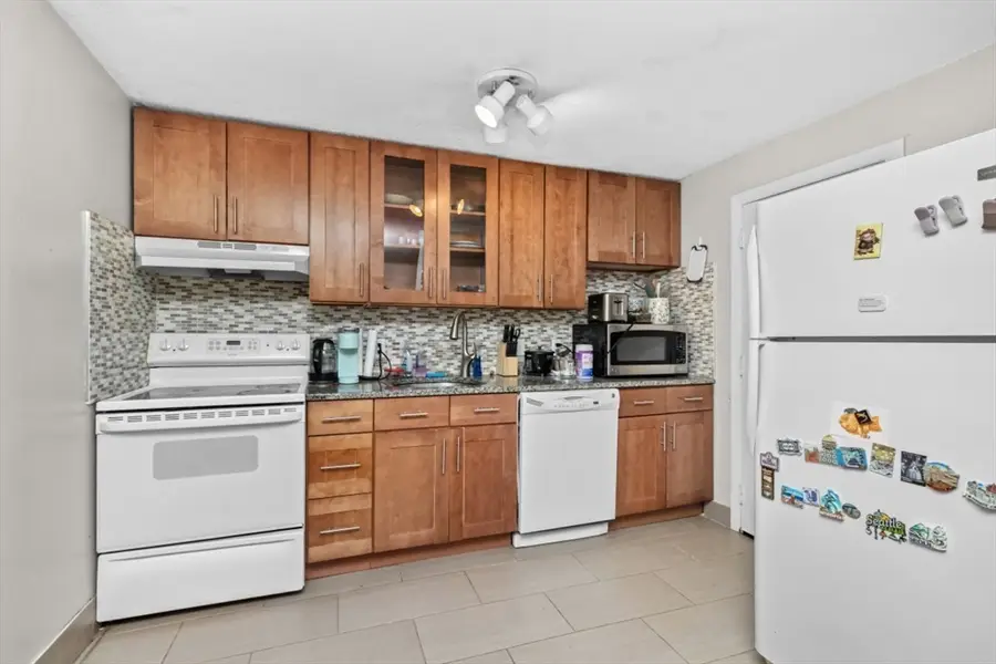 239 Kelton St #11, Boston, MA 02134 - #2