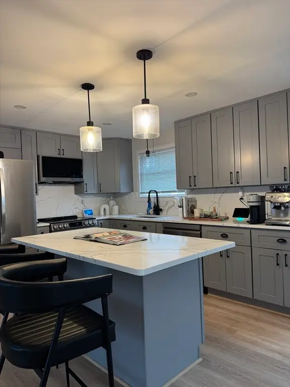 79 Humes Ave, Worcester, MA 01605 - #2