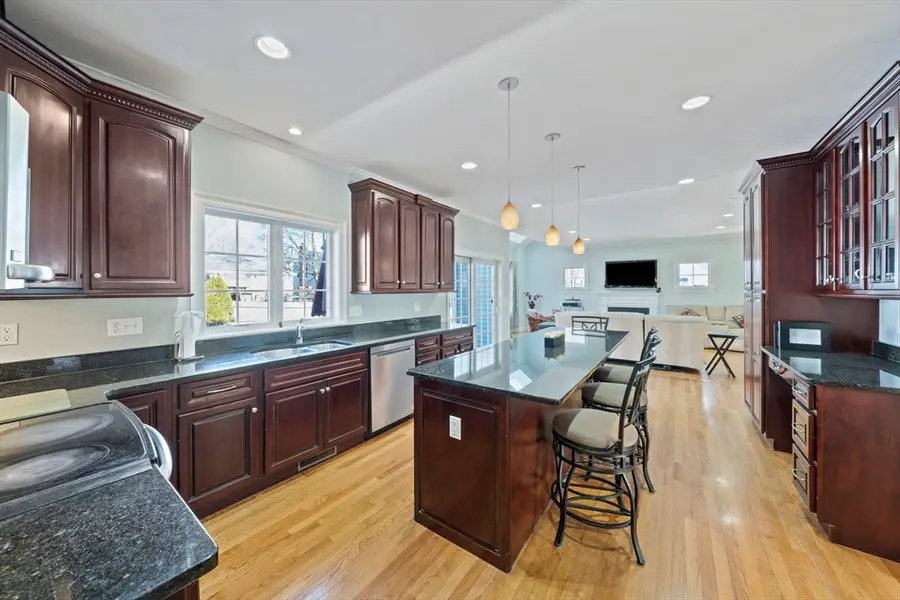 20 Coolidge Ave, Norwood, MA 02062 - #3