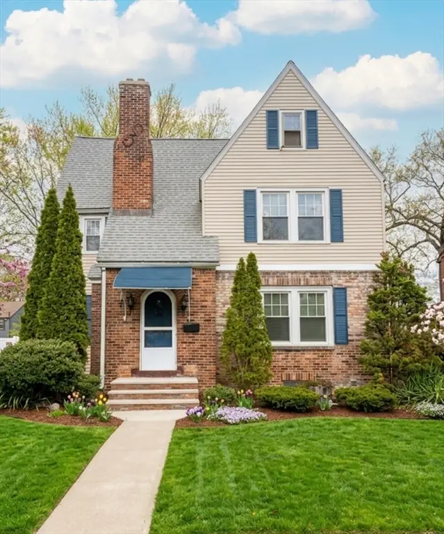 127 Melha Ave, Springfield, MA 01104 - #1