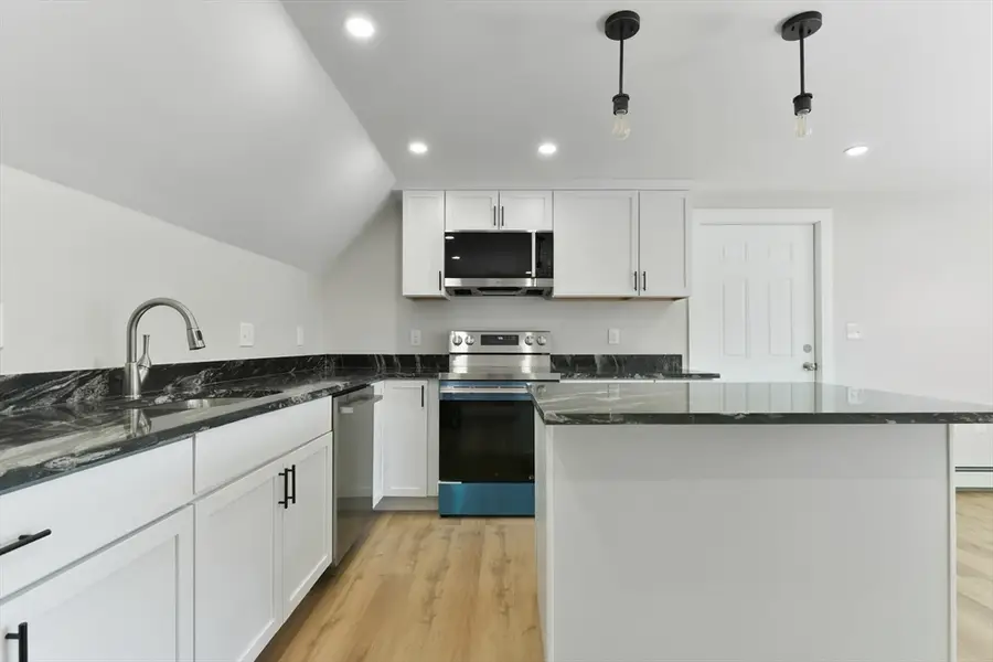 9 Akron Ln, Taunton, MA 02780 - #2