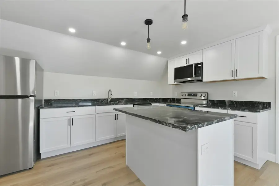 9 Akron Ln, Taunton, MA 02780 - #3