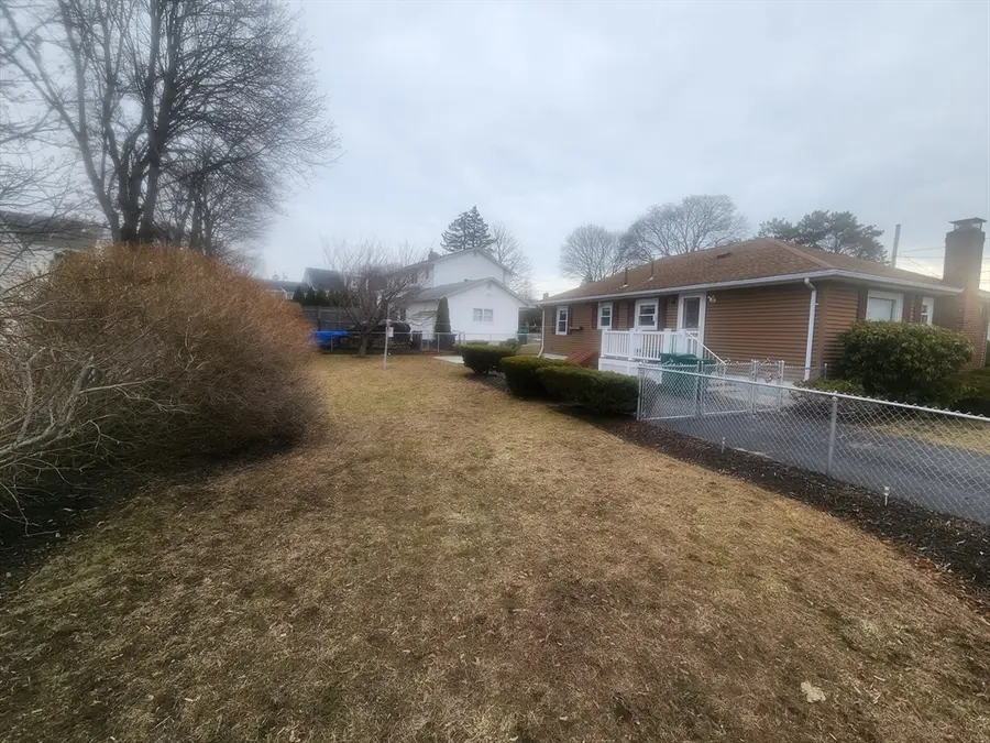 15 York Ter, Lynn, MA 01904 - #3