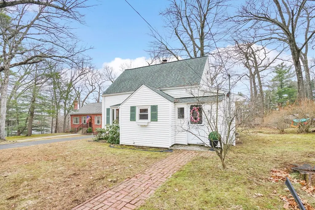 86 Albert St, West Springfield, MA 01089 - #1