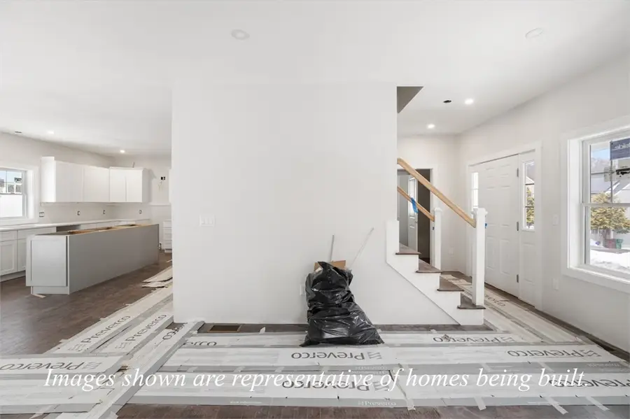 82 Christian Street, Lowell, MA 01850 - #3