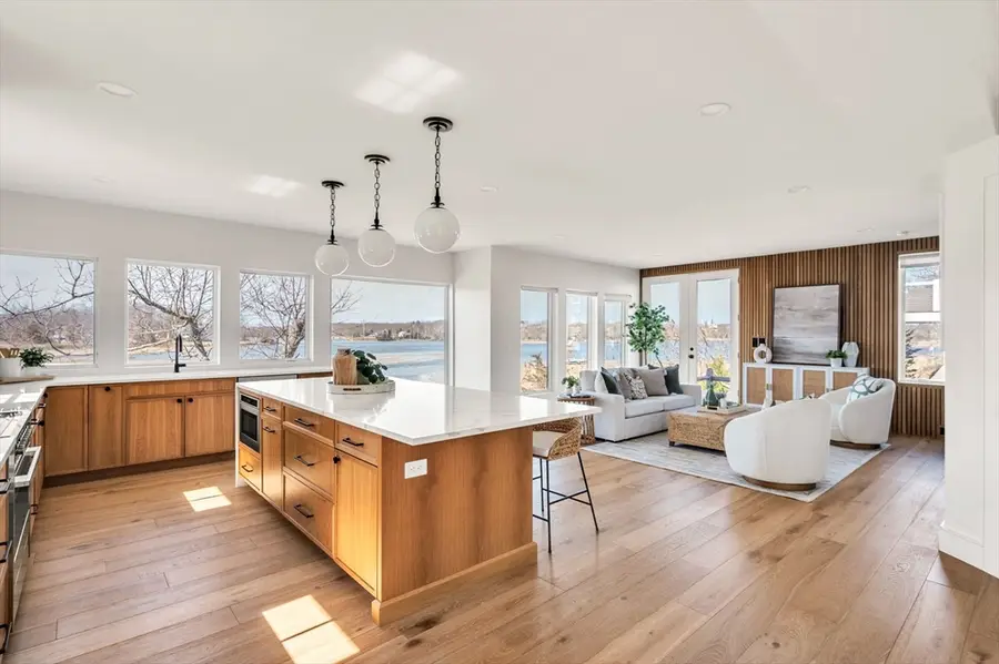 10 Chestnut Pl, Hingham, MA 02043 - #3