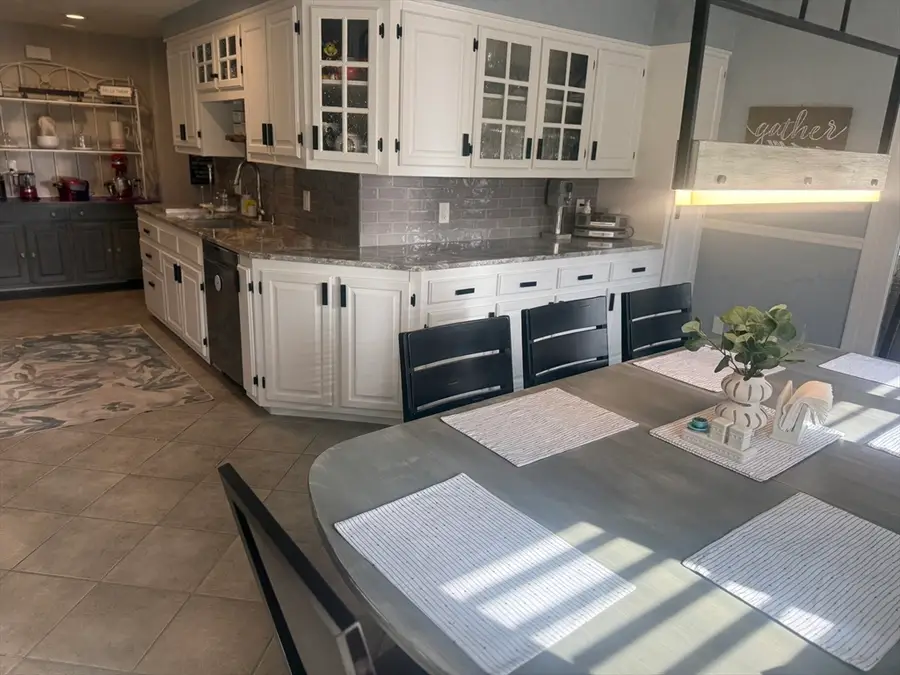 77 Beechwood Rd, Holden, MA 01520 - #2