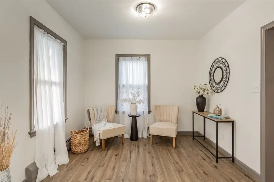 23 Garfield St, Dartmouth, MA 02748 - #2