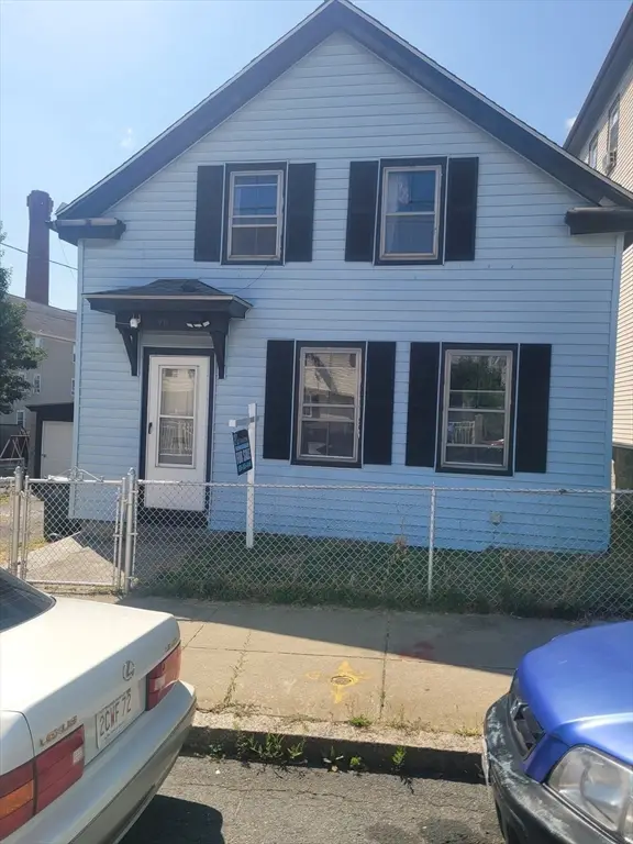 90 Tremont St, Fall River, MA 02720 - #3