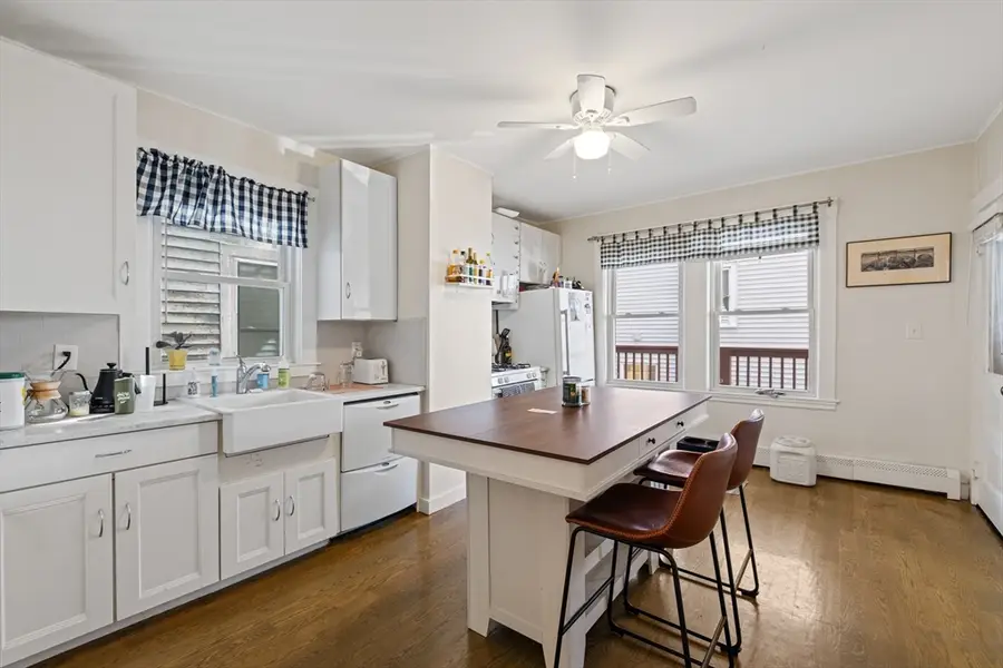 451 E 7th St, Boston, MA 02127 - #3