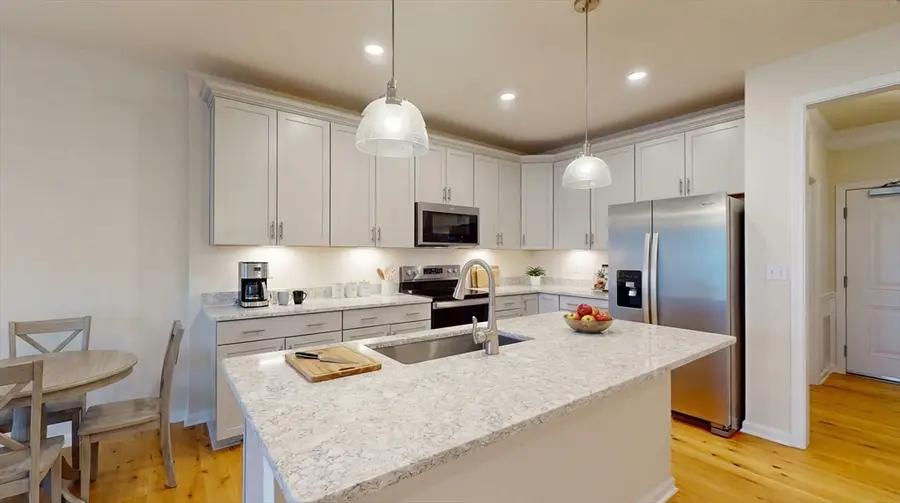 250-402 Martin's Landing #402, North Reading, MA 01864 - #3