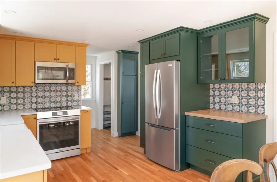 64 Longfellow Rd, Reading, MA 01867 - #2