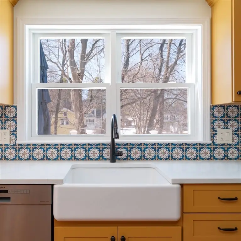 64 Longfellow Rd, Reading, MA 01867 - #3