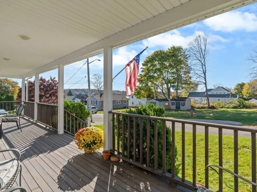 30 Gray St, Somerset, MA 02726 - #3