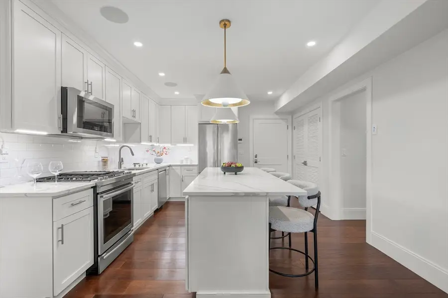 480 W Broadway #303, Boston, MA 02127 - #3