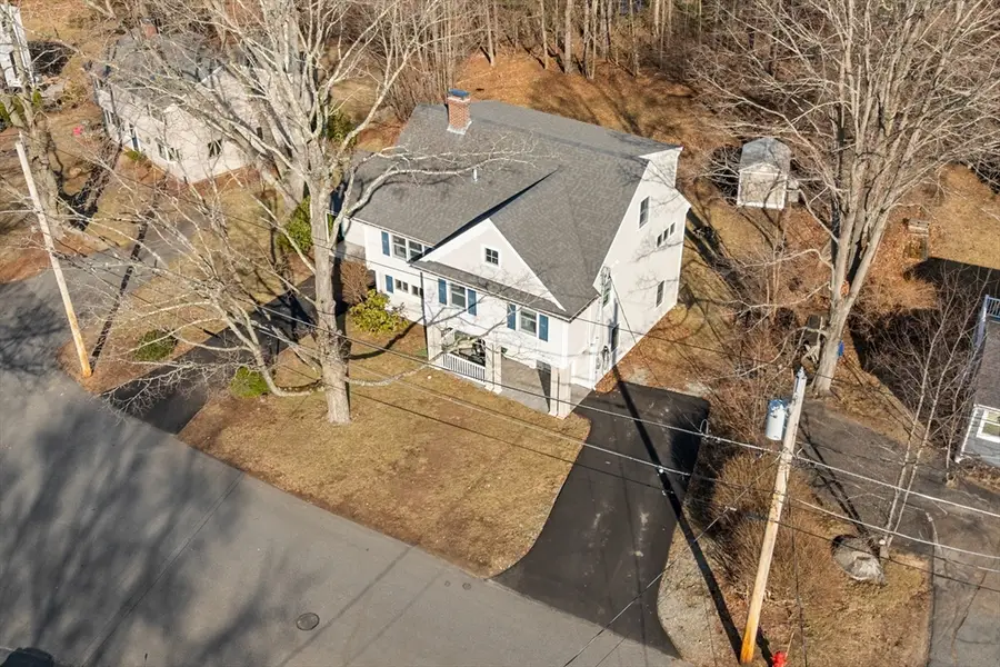 51 Winslow Rd, Reading, MA 01867 - #3