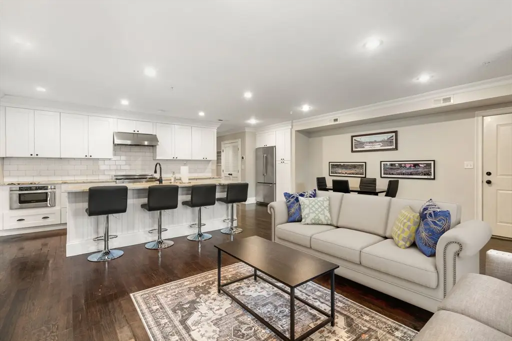 215 Athens St #4, Boston, MA 02127 - #1