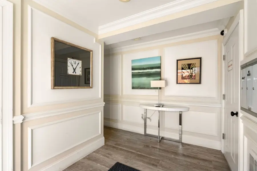 215 Athens St #4, Boston, MA 02127 - #3